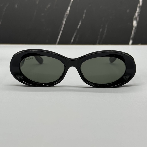 NEW GG1527S 001 GUCCI BLACK GREY OVAL WOMEN GUCCI SUNGLASSES - Picture 6 of 12
